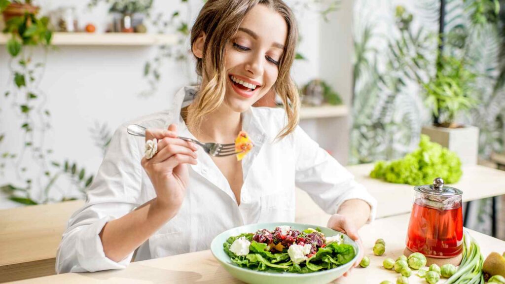The difference between a Health Coach and a Nutritional Therapist