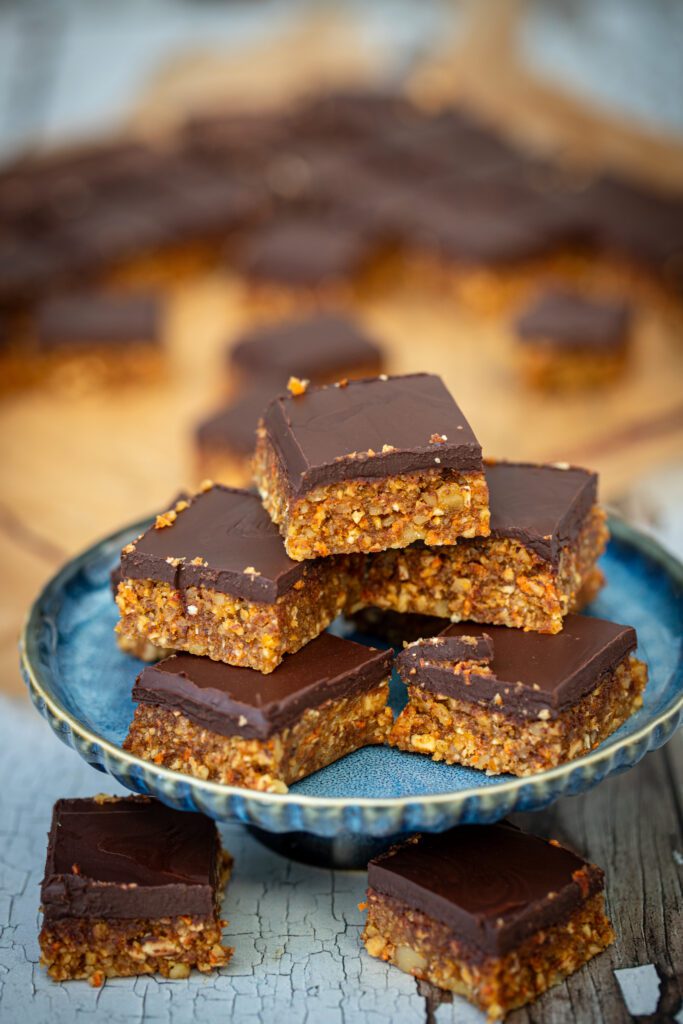 No-Bake Carrot Cake Energy Bites