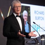Richard Burton Giving Acceptance Speech At The Association & Institute Awards