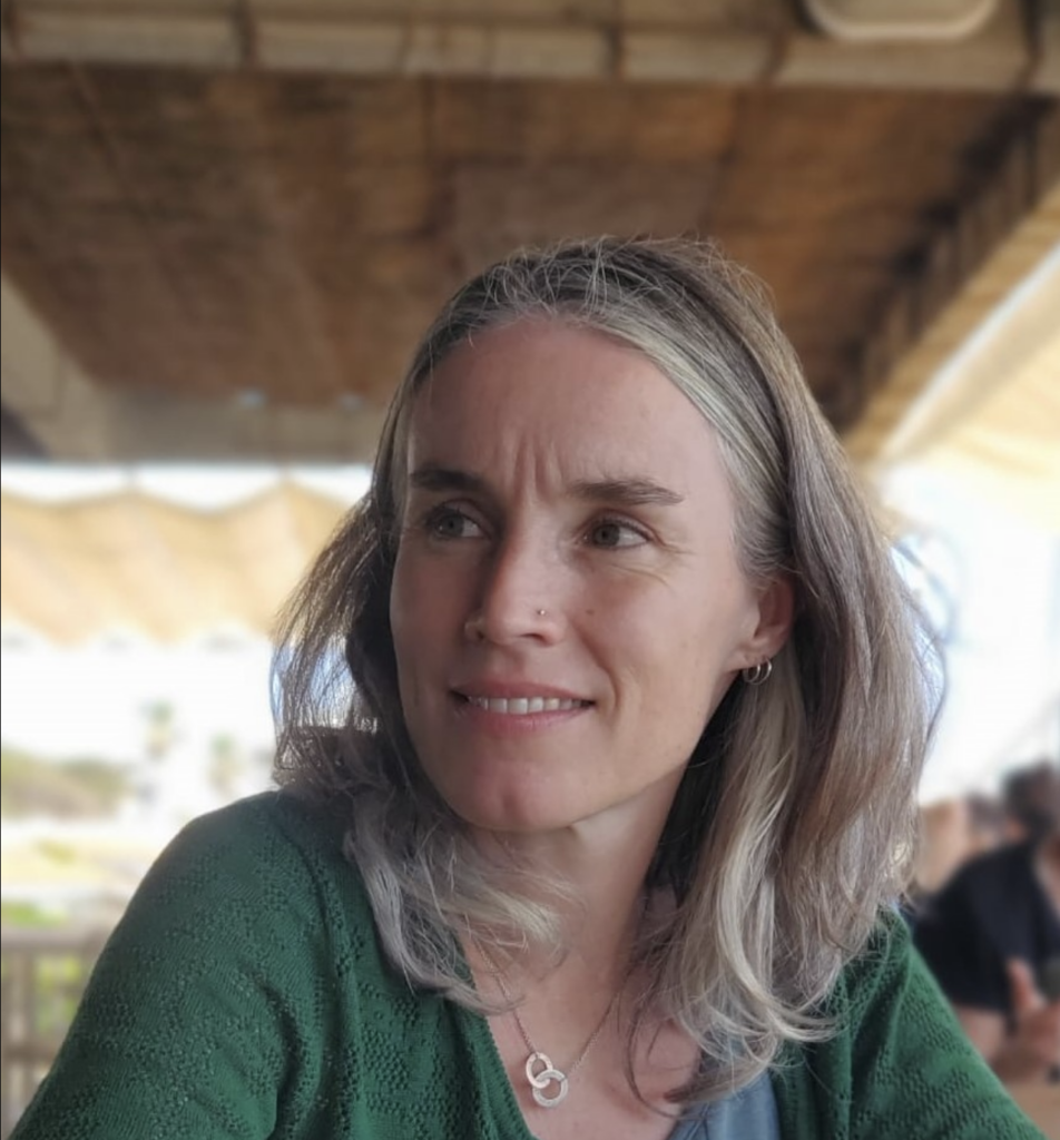 Ailish Holly - Nutrition & Health Coach