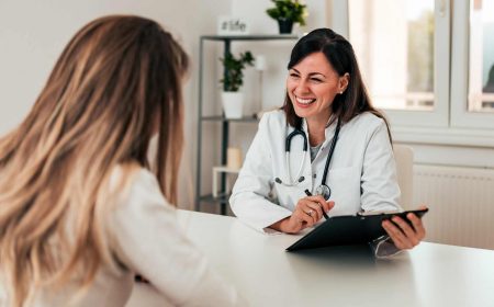 The Benefits of Nutrition & Health Coaching Qualifications for Medical Professionals